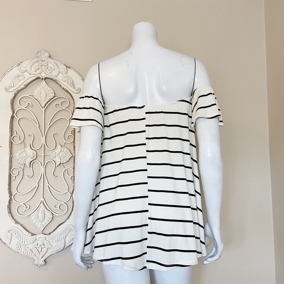 Lollipop Star | Wmns Cream & Navy Stripe Off Shoulder Short Sleeve Top | Size: S - Picture 6 of 7